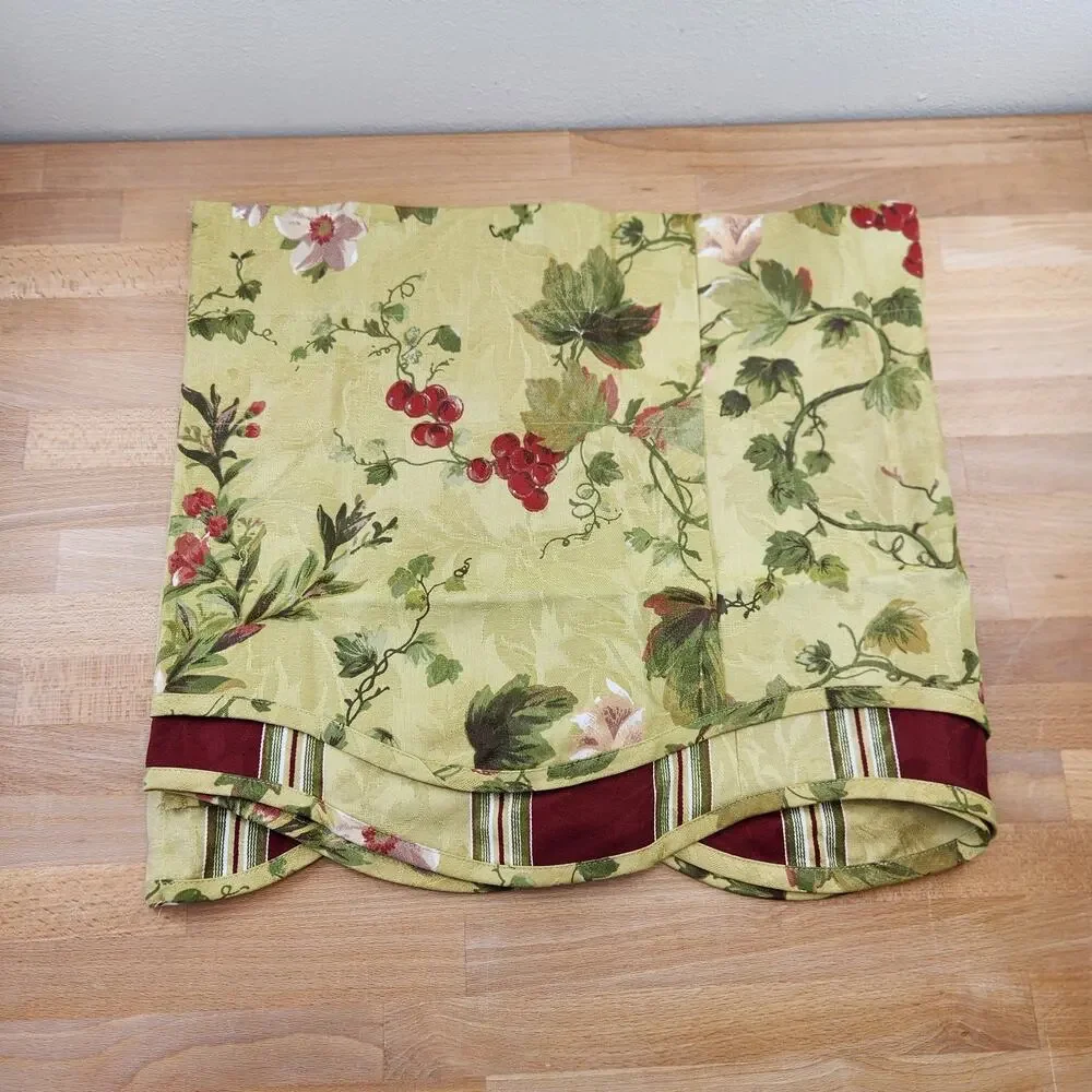 Waverly Scalloped Two Tier Valance Curtain Panels- Set of 2- Chianti Gold 78